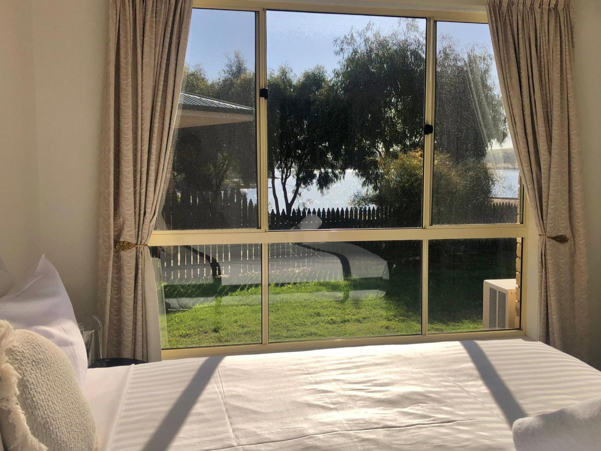 Eastcoaster Tasmania Hotel Орфърд Стая снимка