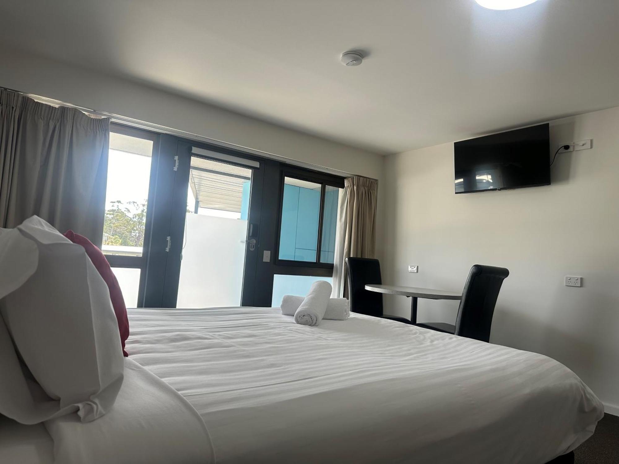Eastcoaster Tasmania Hotel Орфърд Екстериор снимка