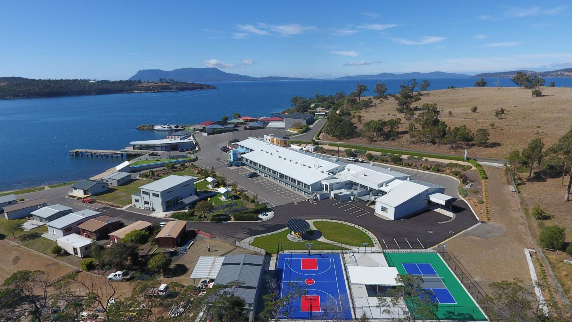 Eastcoaster Tasmania Hotel Орфърд Екстериор снимка